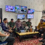 Panitia Persiapan HUT RI Ke-81 Tinjau Latihan Korsik di SMAN 1 Sungai Penuh
