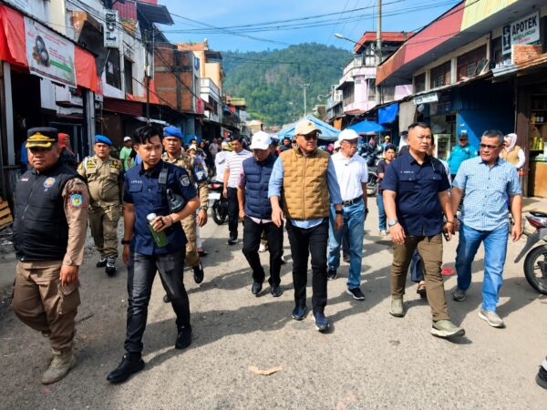 Tingkatkan PAD, Pemkot Sungai Penuh Akan Kelola Titik Parkir Dipasar Tanjung Bajure ?