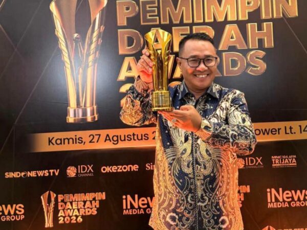 Keren! Alfin Raih Penghargaan Pemimpin Daerah Award 2026 di iNews TV