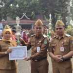 Ganas! SMPN 8 Visioner Sungai Penuh Kembali Raih Prestasi, Kali ini Penghargaan Langsung Diserahkan Sekda