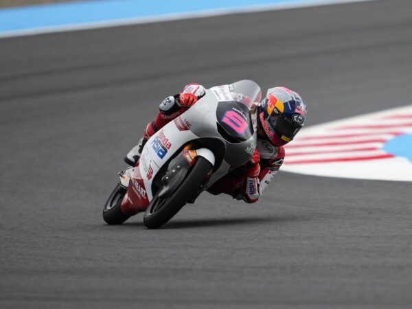 Veda Ega Pratama Tembus 10 Besar FP1 Moto3 Mandalika 2026