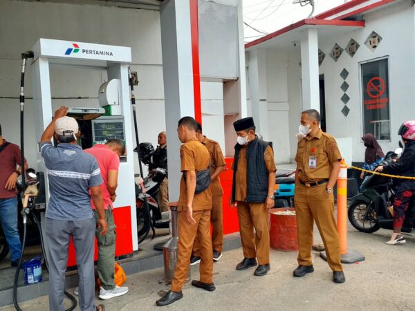 Mantap! Disperindag Jambi Lakukan Tera SPBU Pelayang Raya, Takaran Dipastikan Sudah Tepat