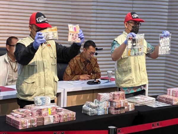 Adik Eks Kepala BNPB Diduga Gunakan Dana untuk Beli Saham