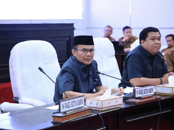 Pedagang Mengeluh Terkait Lapak dan SPT di Pasar Tanjung Bajure, DPRD akan Kelokasi