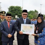 Dinas PUPR Kota Sungai Penuh Raih Penghargaan Muzakki Teladan dari Wali Kota